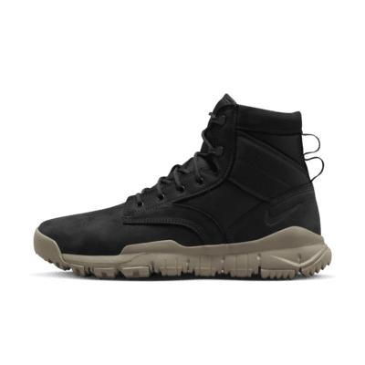 Army green nike boots best sale